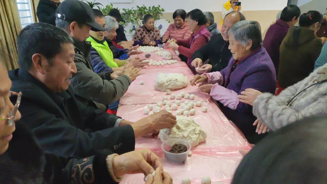 我们的节日·元宵——传承民俗文化 共度和美佳节｜包汤圆传民俗，乐安志愿暖人心